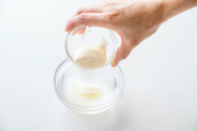 ボウルに粉ゼラチン