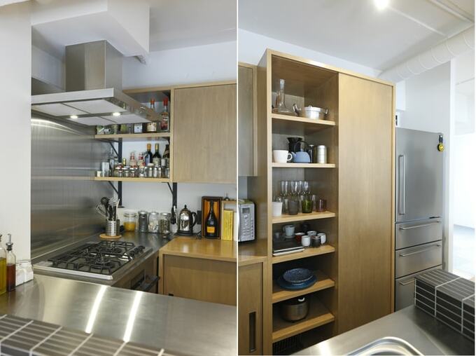 造作のキッチン収納