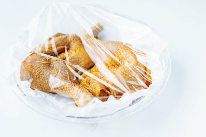 フライドチキンに火を通す準備