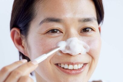 気になる「小鼻のザラつき」は100円グッズで退治。40代からの簡単美肌ケア