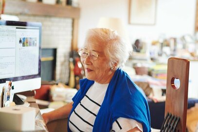 84歳ひとり暮らしの「心地よい日課」。朝は10時頃に起き、夕方は岩手山と空を眺めるのがお気に入り
