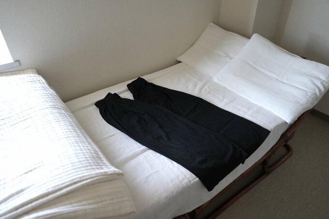 2枚の夏物パンツ