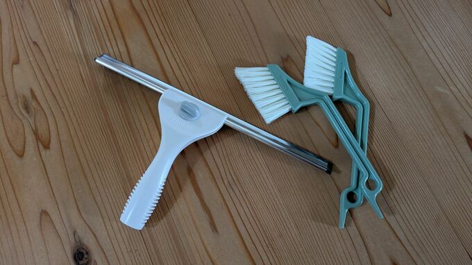 サッシ専用ブラシ