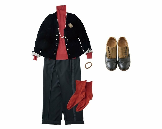 黒×赤の秋コーデ