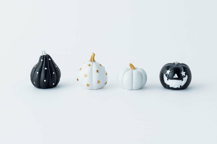 ハロウィン オブジェゴーストサリュ カルディ ナチュラルキッチン セリア 黒猫 セリアのハロウィン飾りは大人風。テーブルに置くだけでイベント感