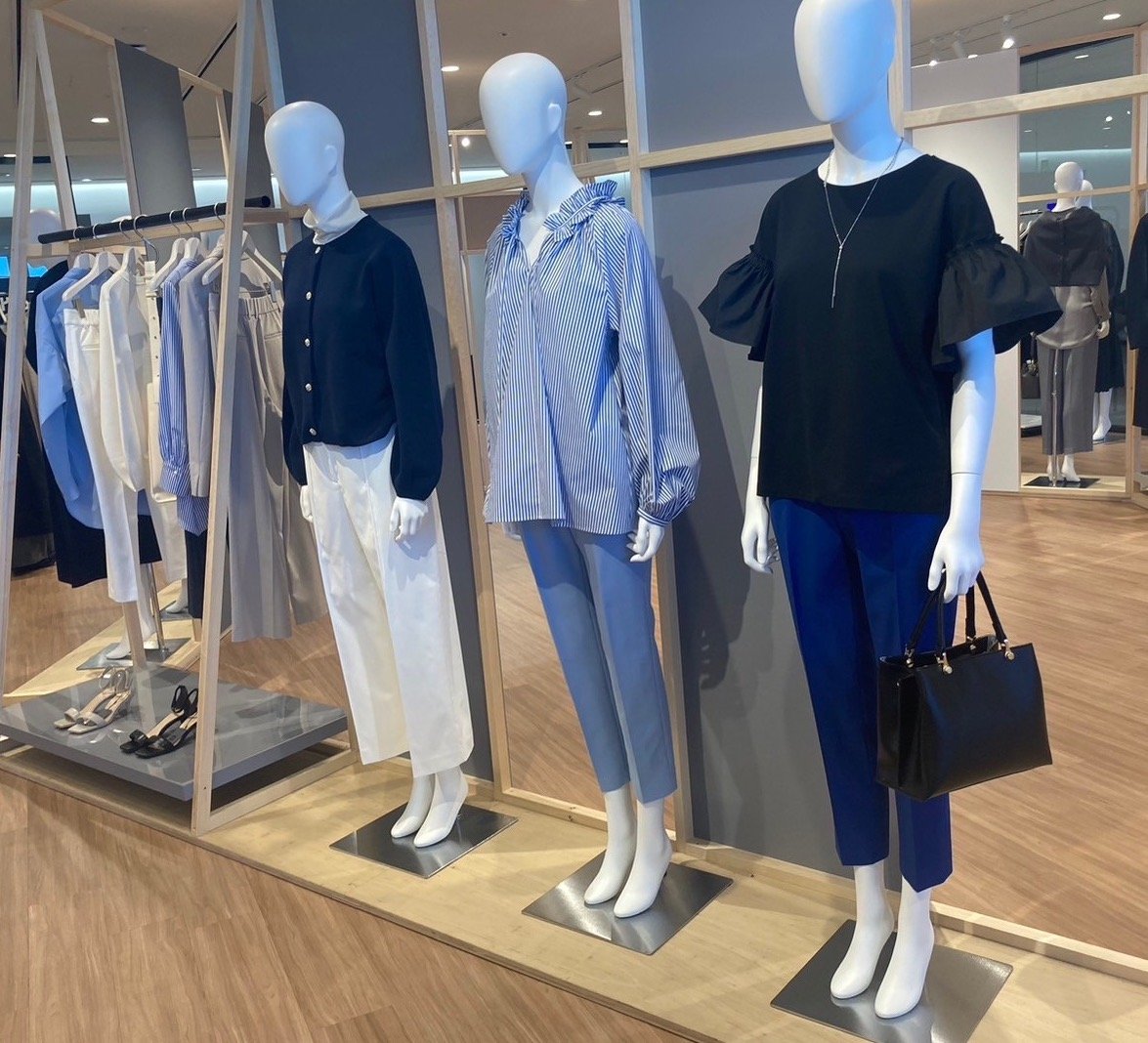 40代は「PLST（プラステ）」で春の定番コーデ。上品だけど埋もれない 