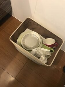 地震で荒れた部屋の片づけ