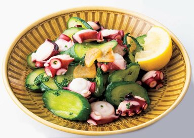 キュウリは炒めると斬新な副菜に。キンピラやソテーにも