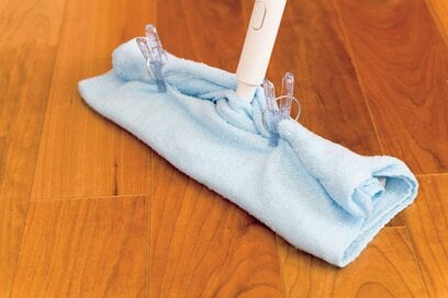 畳やカーペットも！タオルのふき掃除だけでキレイにするテク