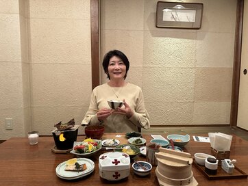 60代から「ひとり旅」を最大限に楽しむコツ。スカーフ1枚は必須、疲れる前に食べる：2025年3月トップ10