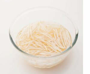 炒める前に水に5分ほどつけておく