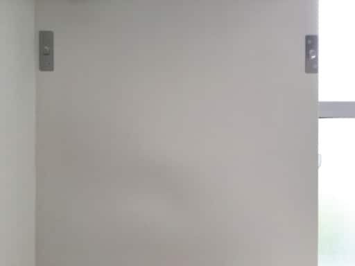 取りつけ金具を設置した状態