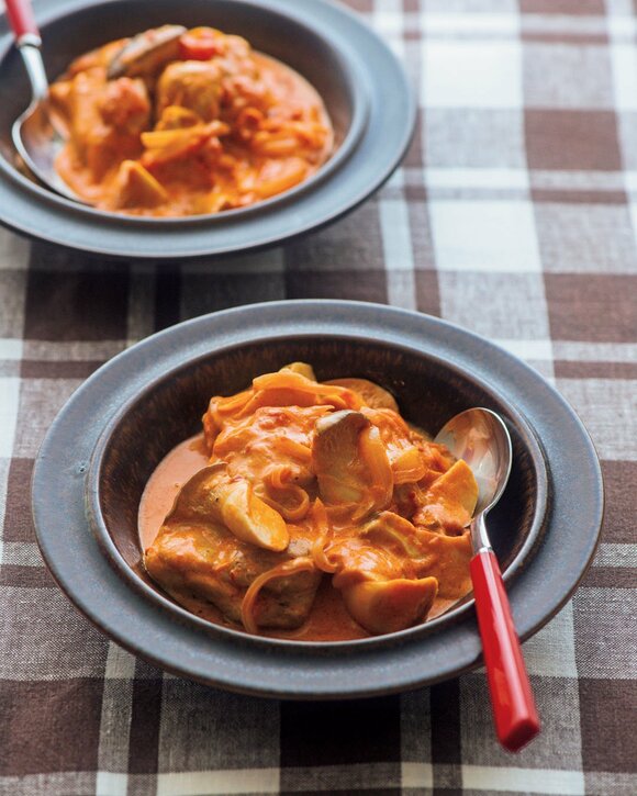 エリンギと鶏モモ肉のトマトクリーム煮