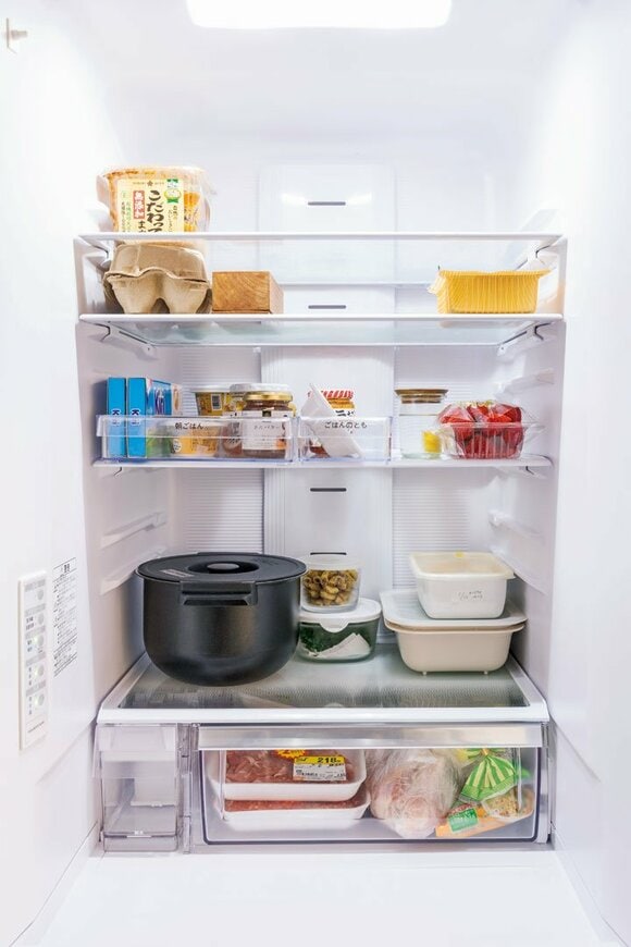 冷蔵庫内お肉お鍋など