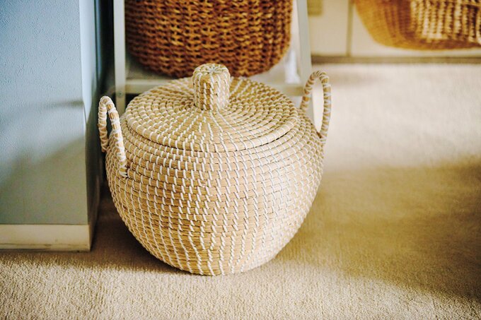 おしゃれなゴミ箱用のカゴ