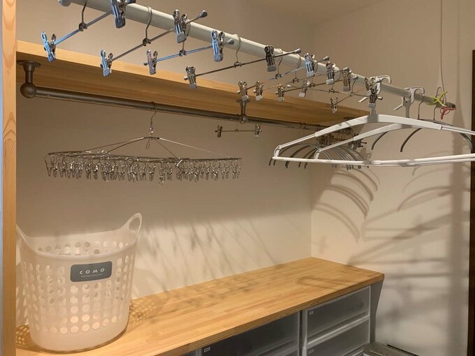 ランドリールームの作業台