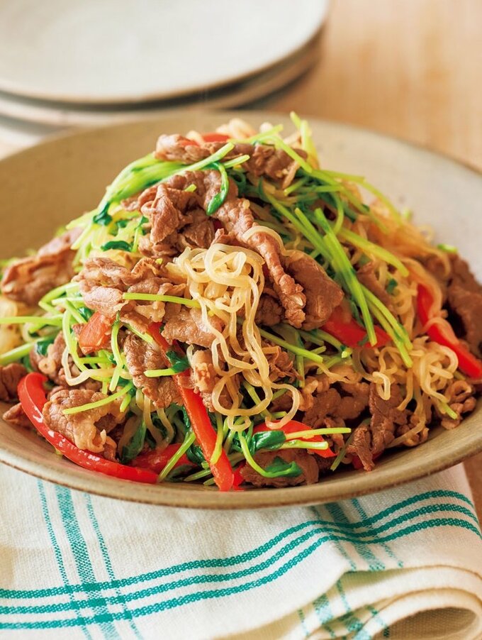 豆苗と牛肉のチャプチェ風