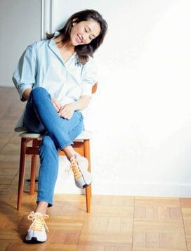 今年らしいおしゃれは、ゴツめスニーカーを主役にしてキマる