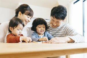 年齢に合った金額を渡して、使い方を勉強させる