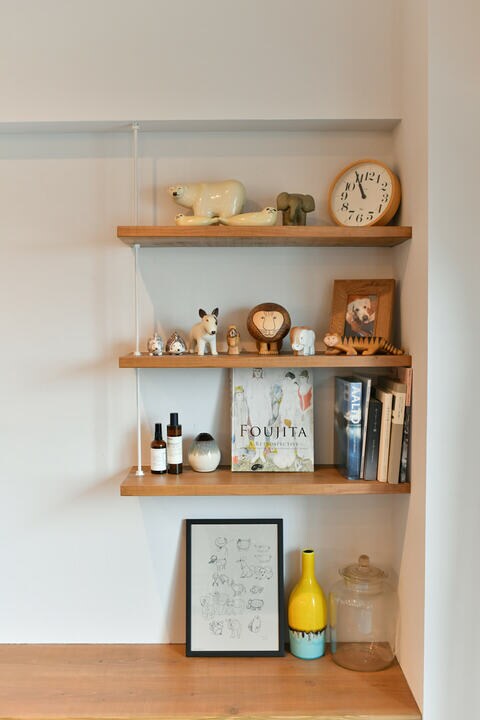 リビングの一角にある飾り棚