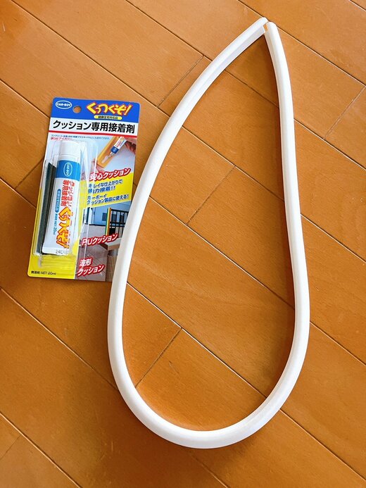 写真：E角の接着剤