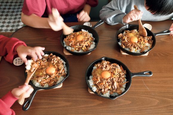 ビビンバにスキレット