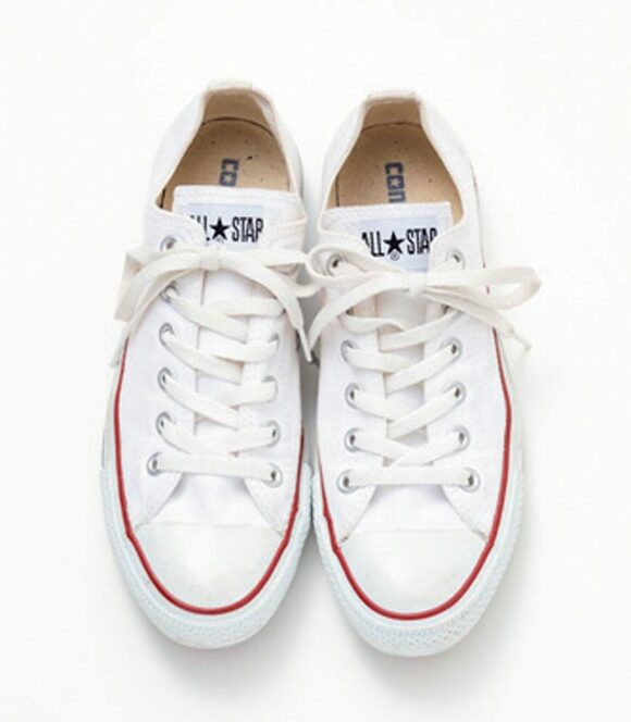白スニーカー