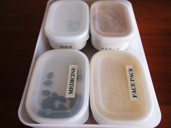 わが家は細かい薬なども小分けにして冷蔵庫に収納。