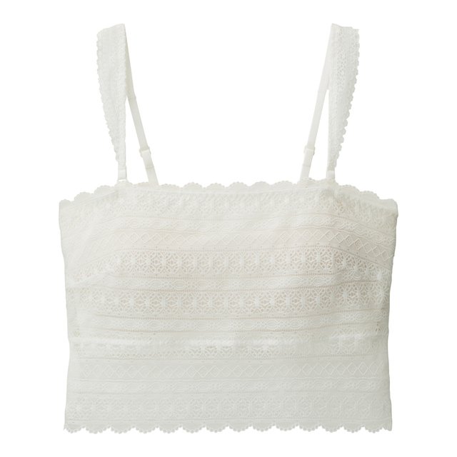 ホールド感が強い着け心地なのに、着脱がラク！