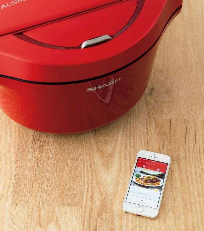 自動調理鍋とスマホ