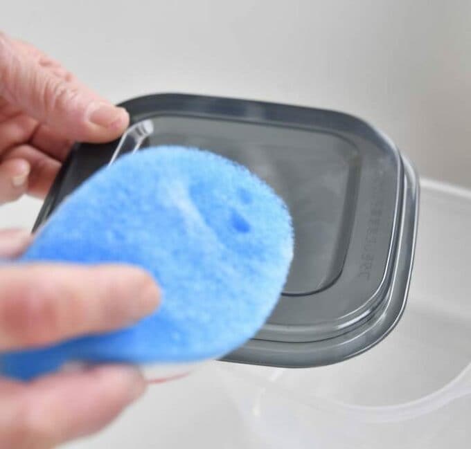 シンプルな色と形