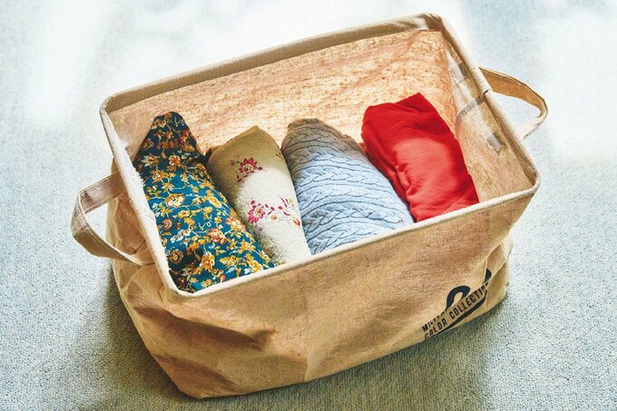 ボックスに入った服