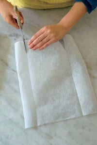 切り目は四すみに1か所ずつでOK!