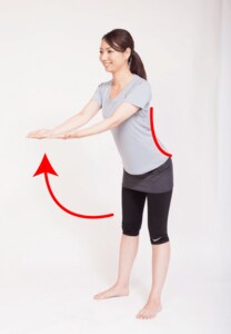 腕をゆっくり上げて腕がきついところでキープ