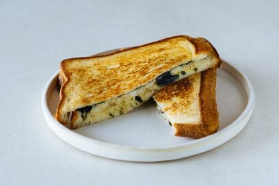 「のり」でつくる新感覚の“ツナマヨ”サンド。和風と洋風のいいとこどり＜長谷川あかりさんレシピ＞