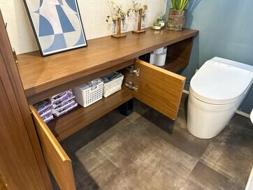 2階建て＆トイレ2つなら、1つを玄関隣りの間取りに。家族も来客もアクセス抜群