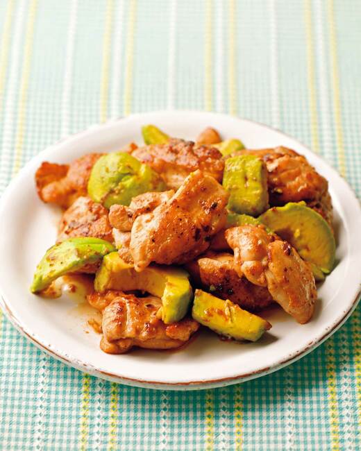 チキンとアボカドのソテー