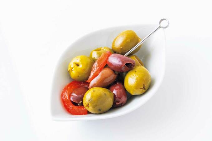 パプリカとオリーブのマリネ