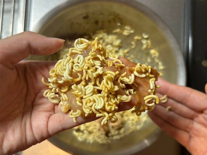 お肉に衣をつける