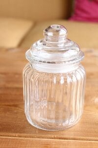 ふたつきのガラスポット