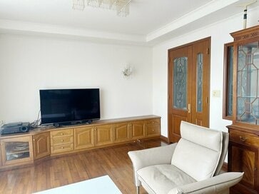 ものを増やしたくないアラフォーは「クリスマスツリーはもたない」。家がすっきりしたまま子どもも喜ぶ