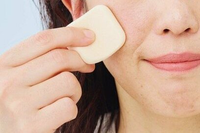 40代「華やかさ」のあるメイク法。ポイントは血色感をプラスすること