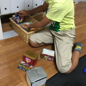 ミニマリストも戦っている!増殖する子どもの紙モノ整理術