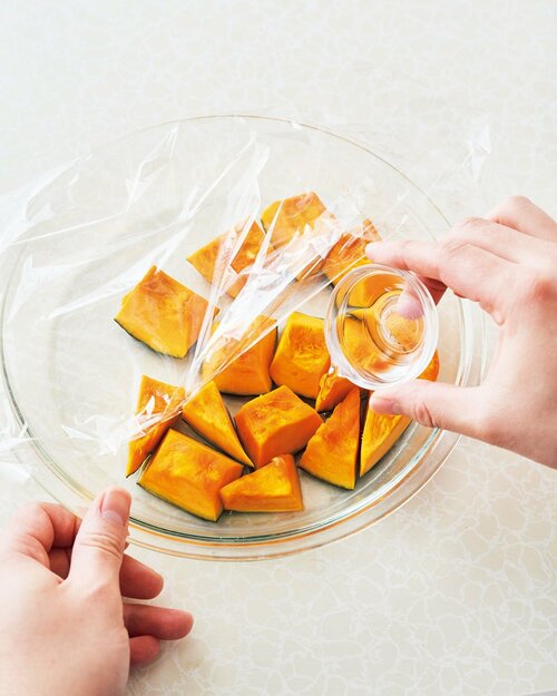 ボウルにカボチャ