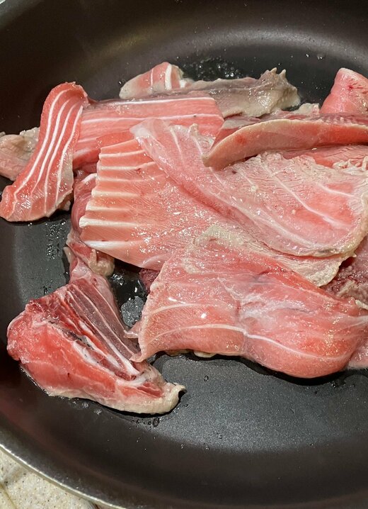 写真：Eアラを焼く