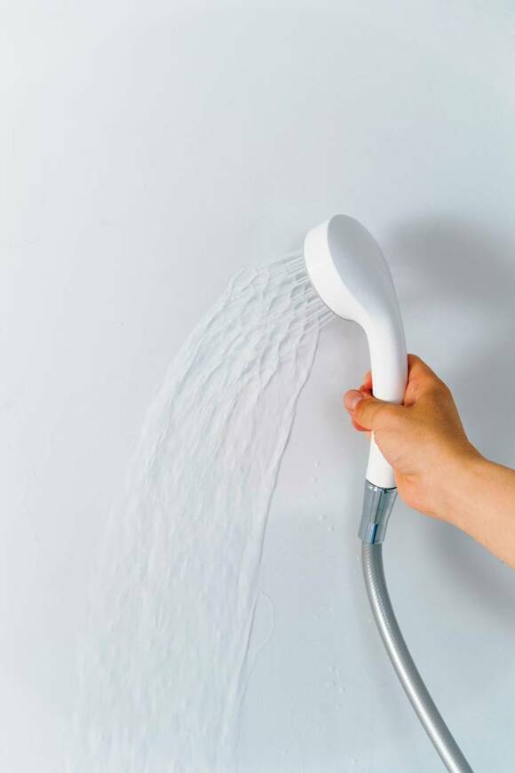 シャワーでカビを死滅