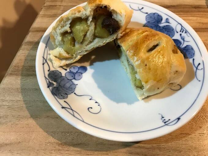 中身はサツマイモ