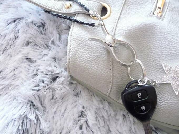 グローブホルダー