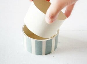 筒状になるように巻く