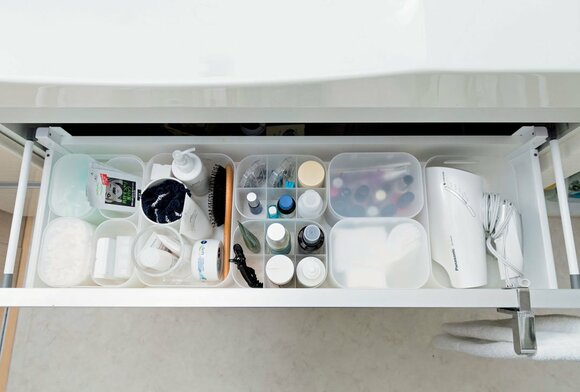 小物を用途ごとに分類